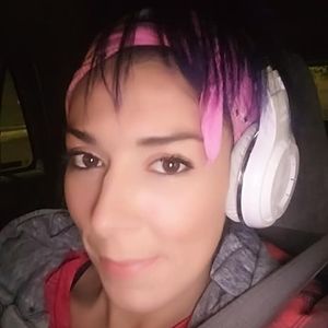 Meet your Posher, Lacey